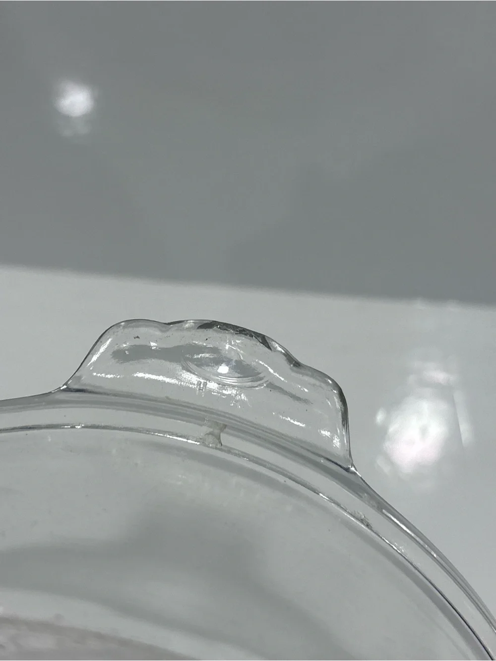 Clear Glass Lidded Pyrex vintage casserole - Floral Etch
